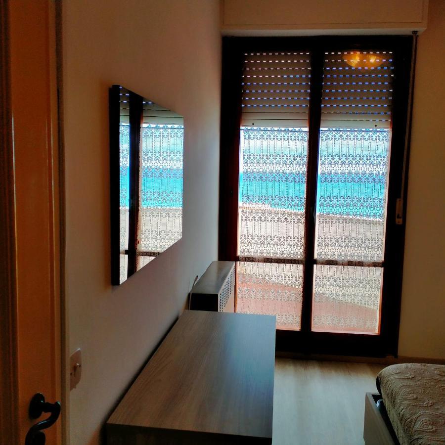 La Casa Al Mare Di Giulia Lejlighed Porto Potenza Picena Eksteriør billede